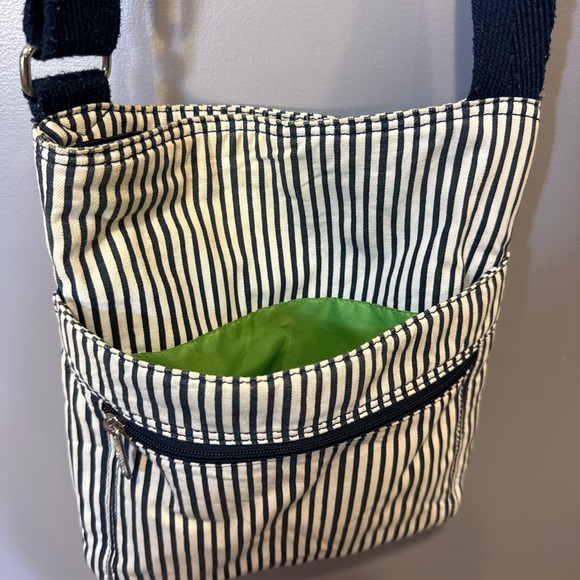 thirty-one Handbags - Striped Navy Blue and White Shoulder Bag with Lime Green Interior